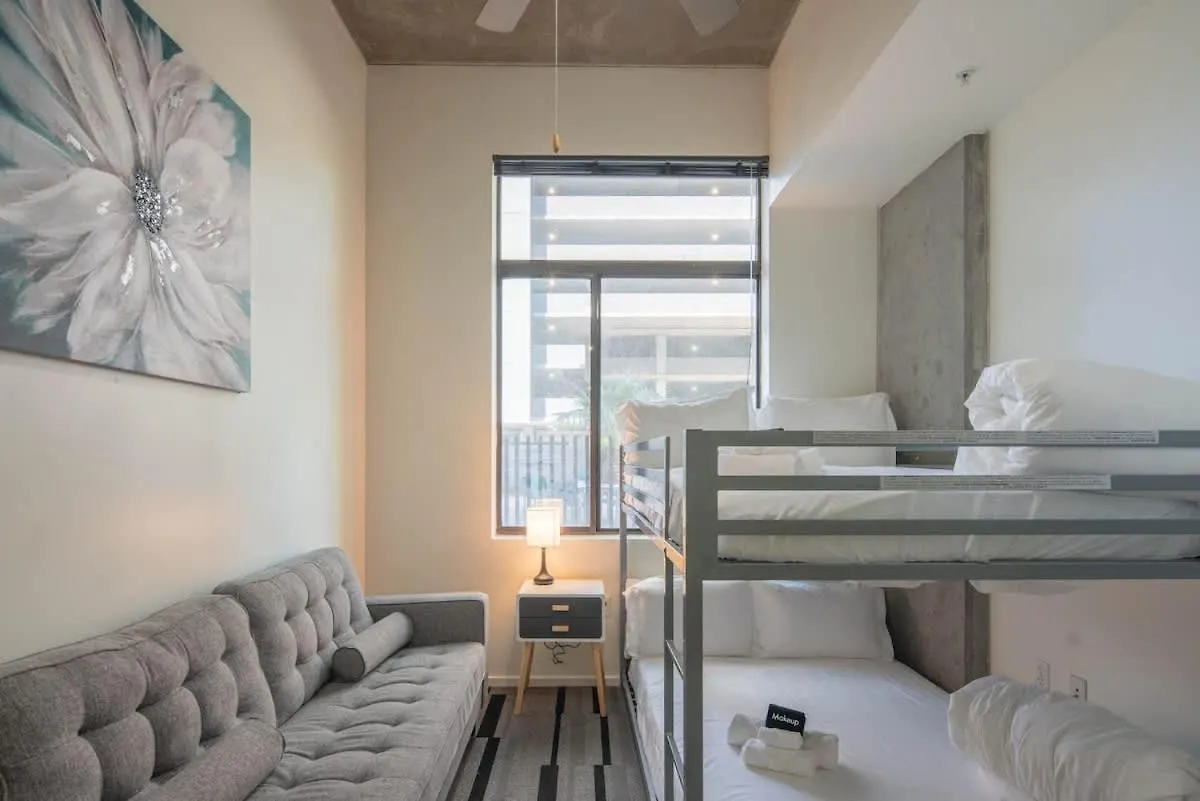 Appartamento Stylish 2Bd - Cdt - Gym, Pool, Parking - Sleep 8 Phoenix 0*,
