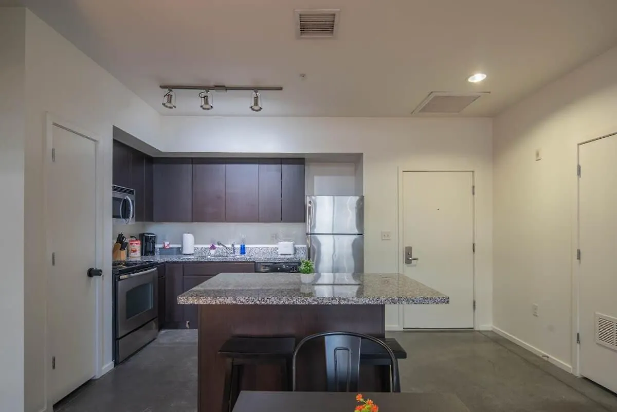 Appartamento Stylish 2Bd - Cdt - Gym, Pool, Parking - Sleep 8 Phoenix